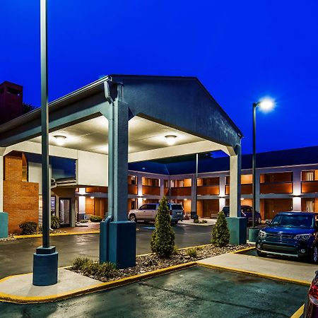 Surestay By Best Western Kansas City Country Inn North Εξωτερικό φωτογραφία