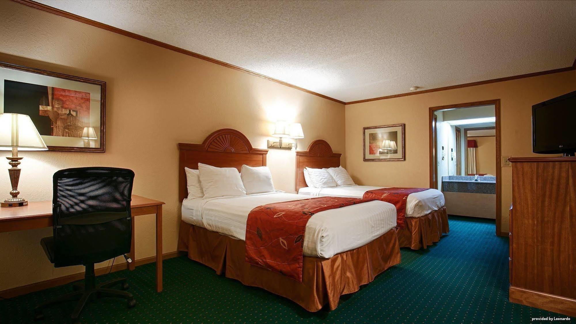 Surestay By Best Western Kansas City Country Inn North Εξωτερικό φωτογραφία