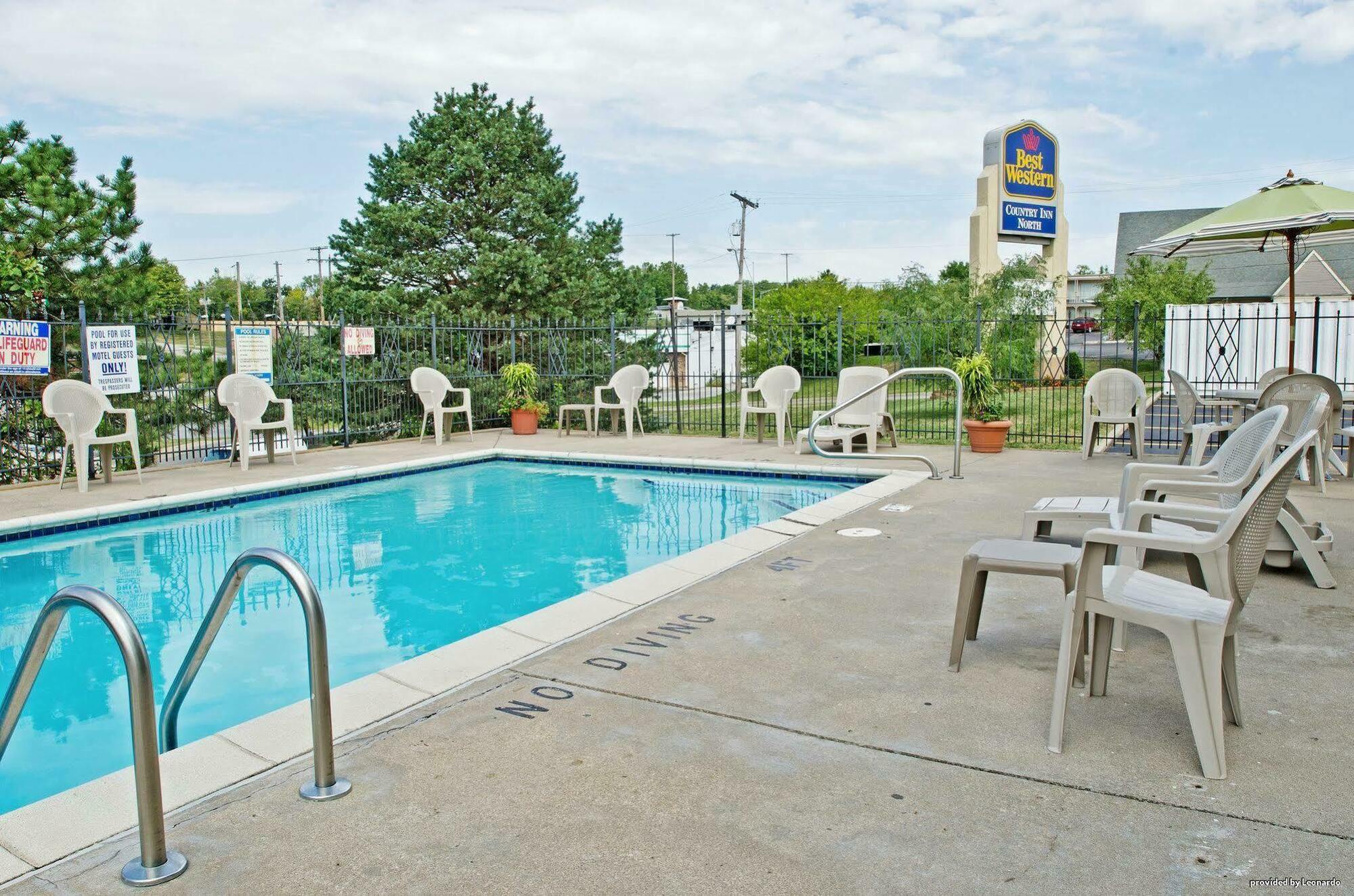 Surestay By Best Western Kansas City Country Inn North Εξωτερικό φωτογραφία